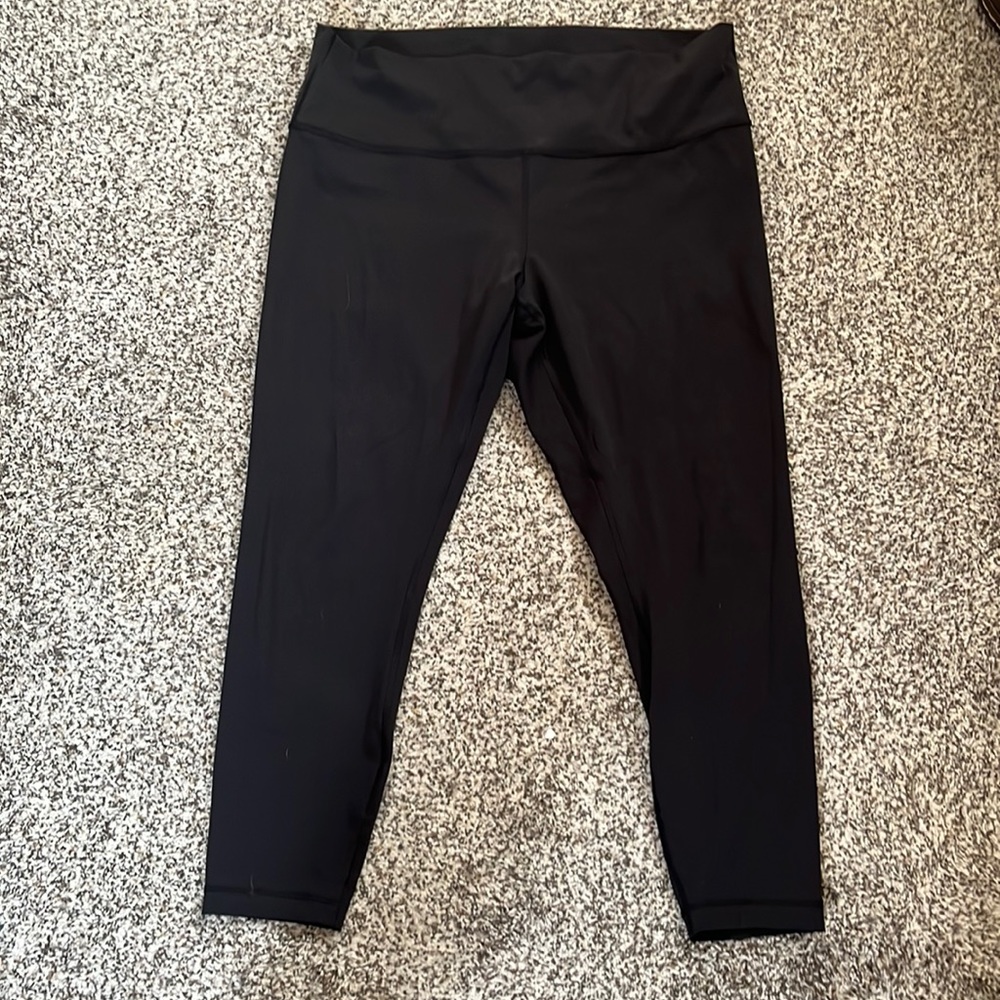 Black Lululemon Wunder Unders